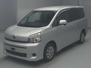TOYOTA VOXY 2012