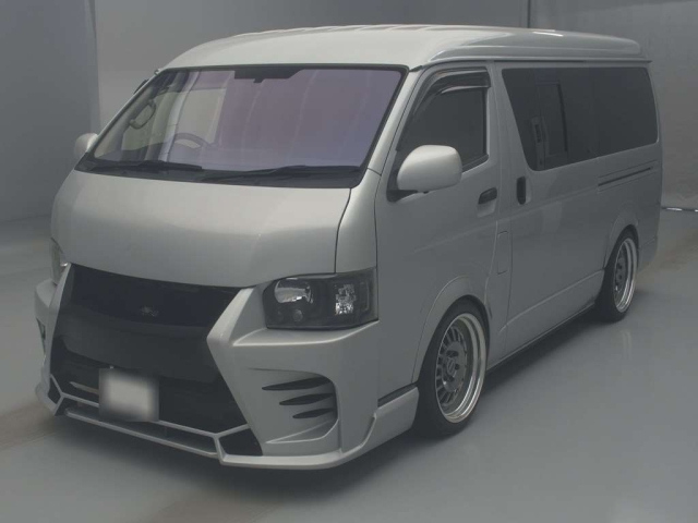 TOYOTA HIACE VAN 2012