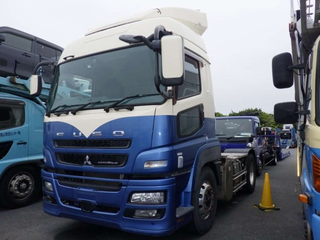 MITSUBISHI SUPER GREAT 2015