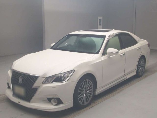 TOYOTA CROWN 2013