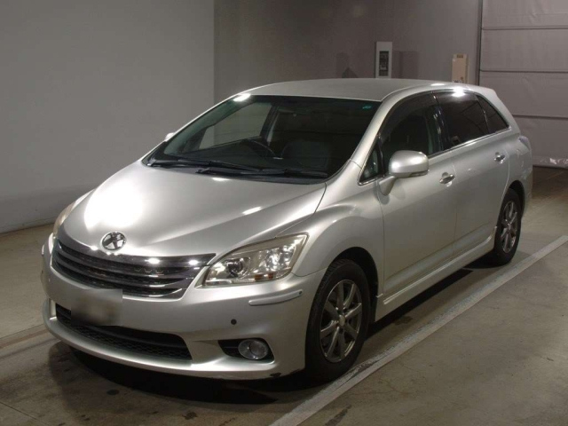 TOYOTA MARK X ZIO 2010