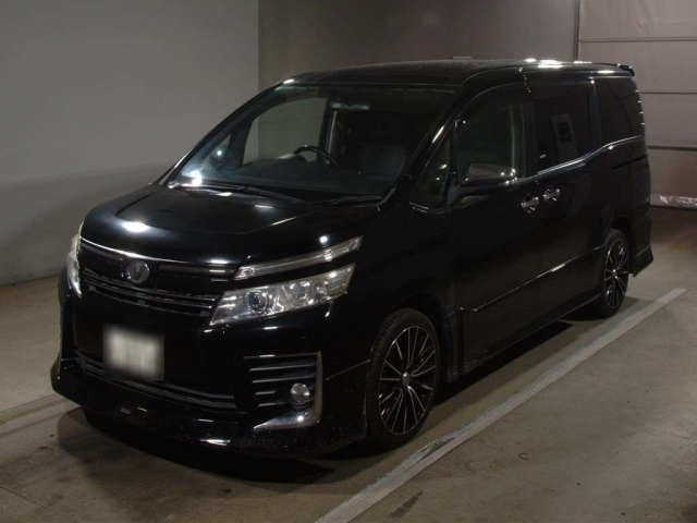TOYOTA VOXY 2015
