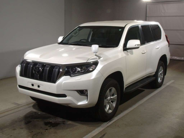 TOYOTA LAND CRUISER PRADO 2023
