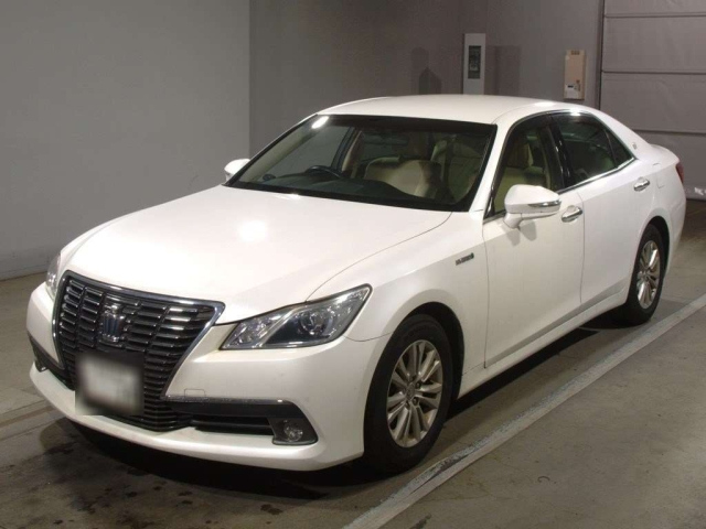 TOYOTA CROWN 2013
