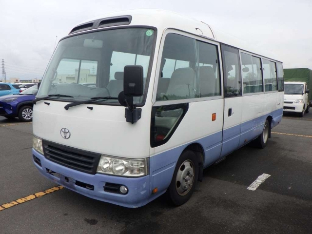 TOYOTA COASTER 2008