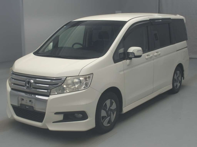 HONDA STEP WAGON 2010
