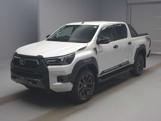 TOYOTA HILUX 2024
