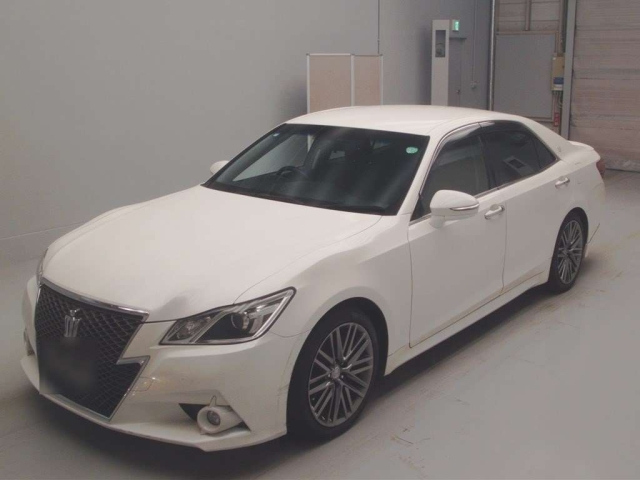TOYOTA CROWN 2013