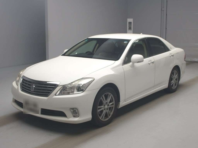 TOYOTA CROWN 2012