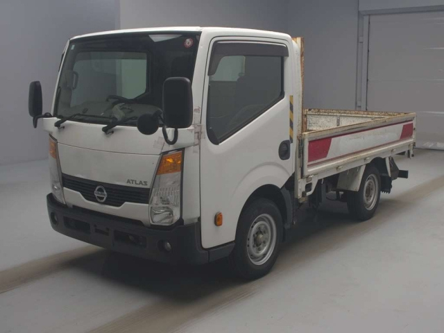NISSAN ATLAS 2016