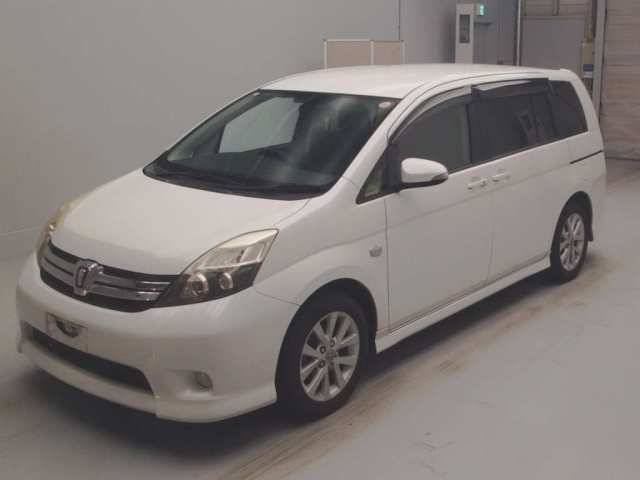 TOYOTA ISIS 2014