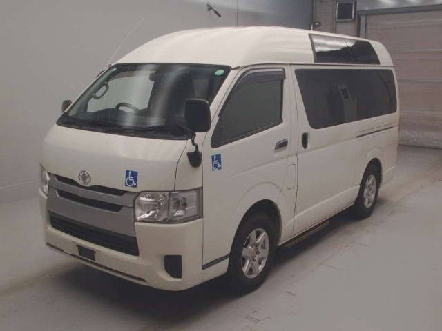 TOYOTA HIACE VAN 2014