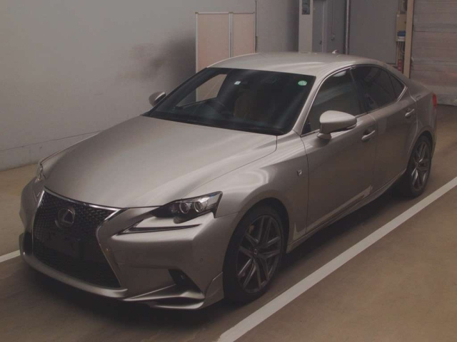 LEXUS IS 2016