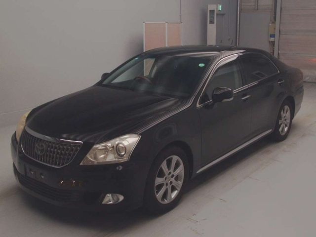 TOYOTA CROWN 2010