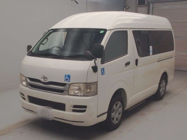 TOYOTA HIACE VAN 2008