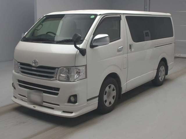 TOYOTA REGIUS ACE VAN 2013