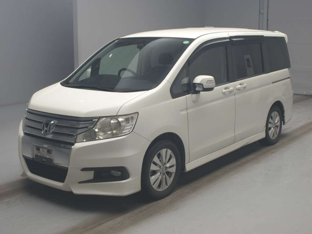 HONDA STEP WAGON 2010