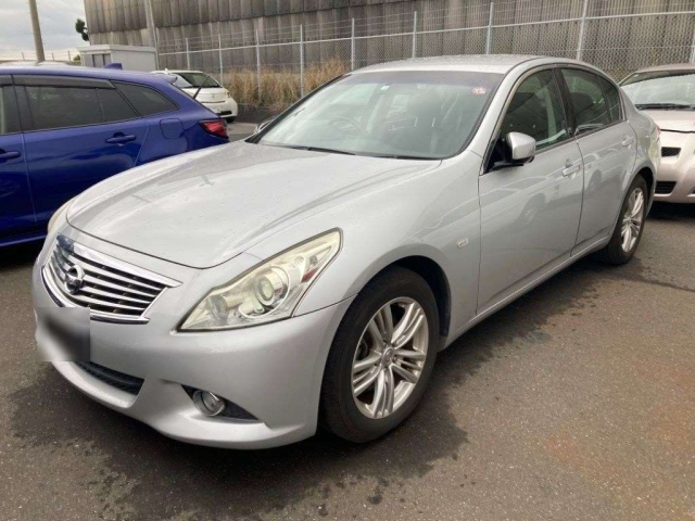 NISSAN SKYLINE 2010