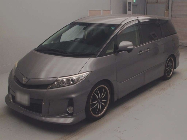 TOYOTA ESTIMA 2013