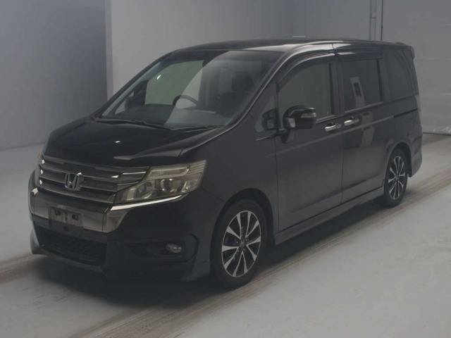 HONDA STEP WAGON 2013