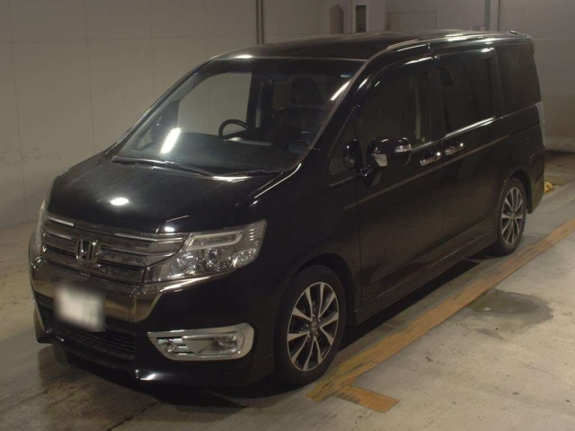 HONDA STEP WAGON 2013