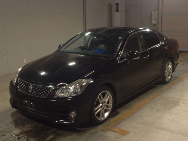 TOYOTA CROWN 2012