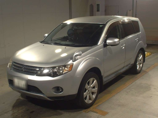 MITSUBISHI OUTLANDER 2011