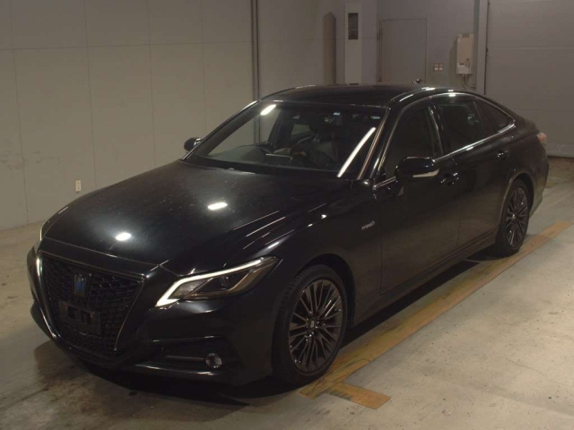 TOYOTA CROWN 2020