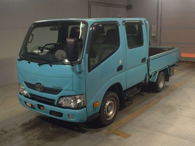 TOYOTA DYNA 2018