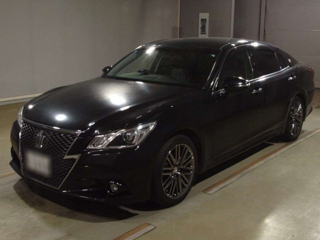 TOYOTA CROWN 2013