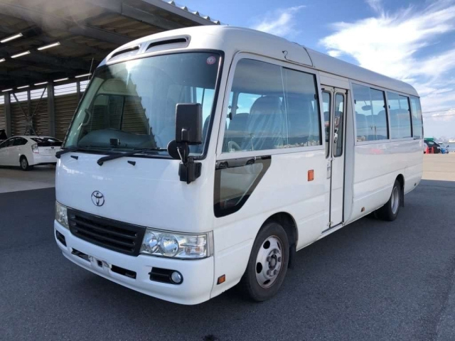 TOYOTA COASTER 2013