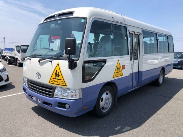 TOYOTA COASTER 2013