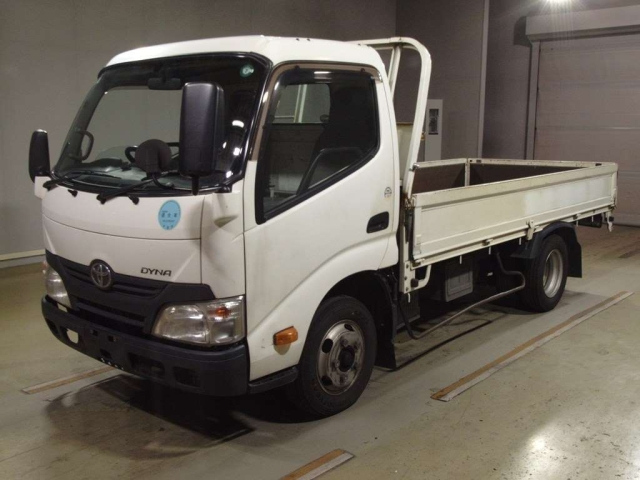 TOYOTA DYNA 2014