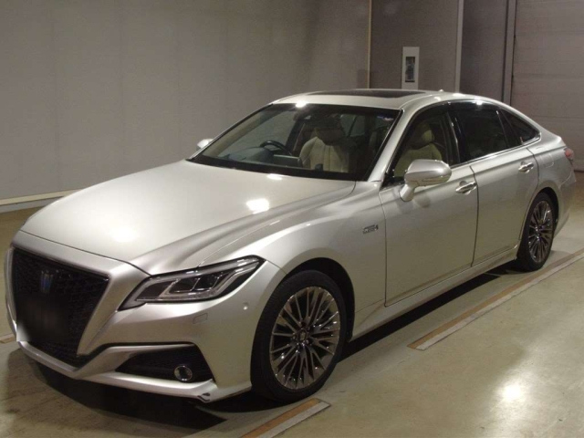 TOYOTA CROWN 2020