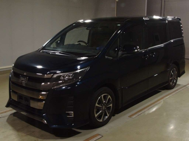 TOYOTA NOAH 2019