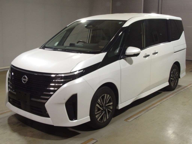 NISSAN SERENA 2023