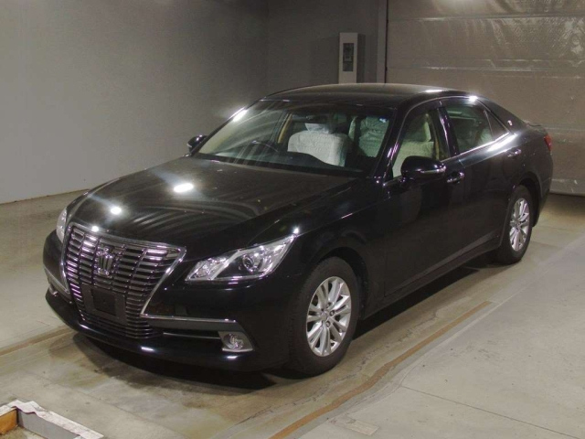 TOYOTA CROWN 2015