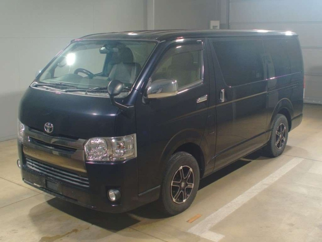 TOYOTA REGIUS ACE VAN