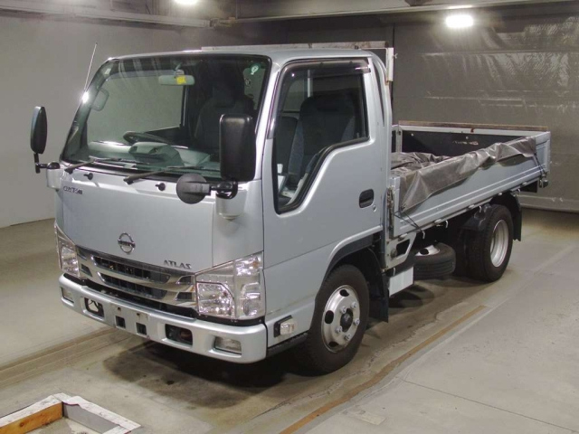 NISSAN ATLAS 2020