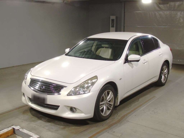 NISSAN SKYLINE 2010