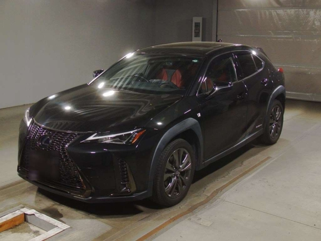 LEXUS UX 2020
