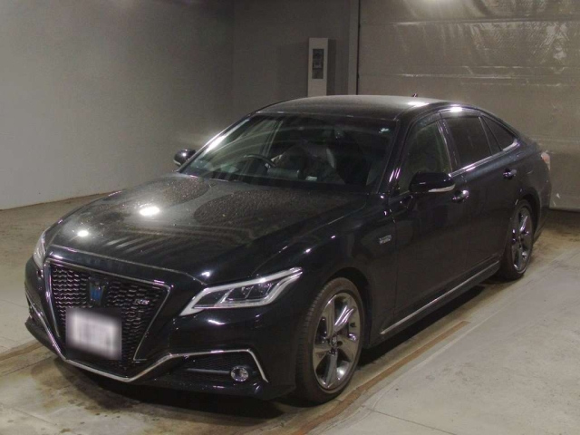 TOYOTA CROWN 2018