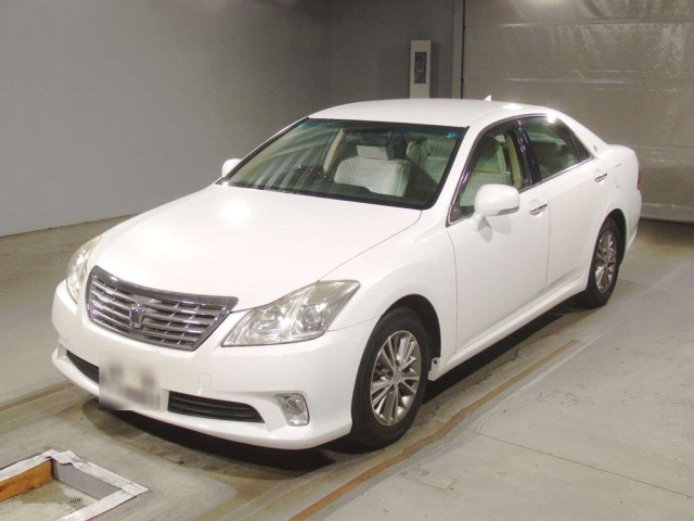 TOYOTA CROWN 2010