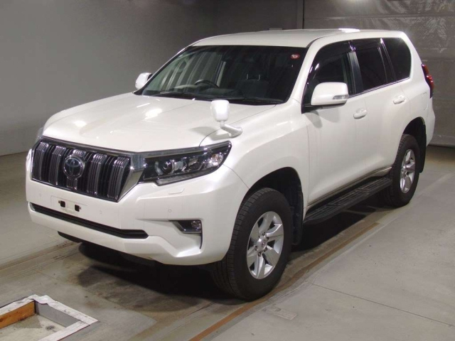 TOYOTA LAND CRUISER PRADO 2018