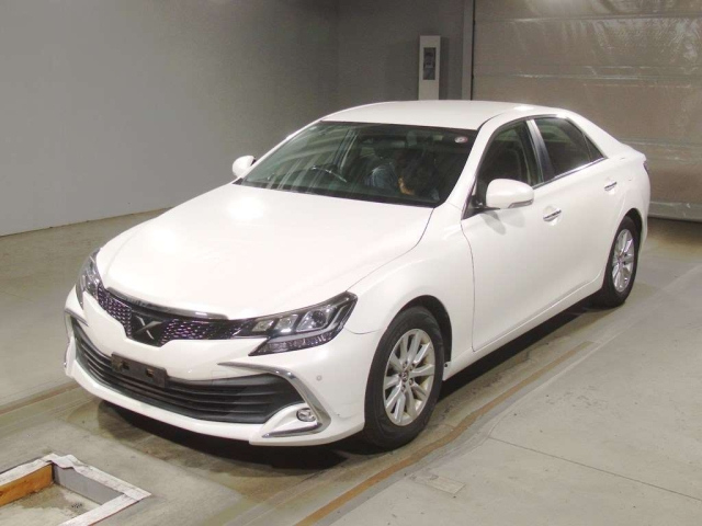 TOYOTA MARK X 2018