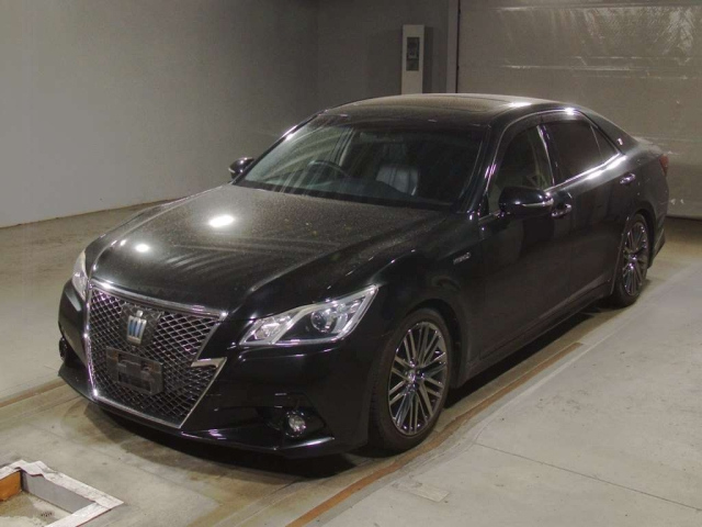TOYOTA CROWN 2013