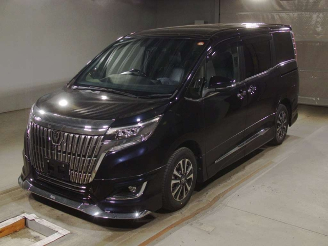 TOYOTA ESQUIRE 2020