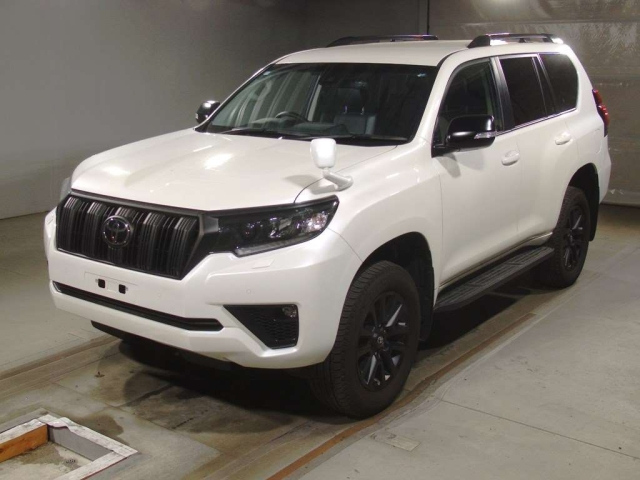 TOYOTA LAND CRUISER PRADO 2023
