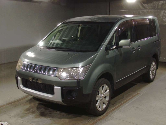 MITSUBISHI DELICA D5 2007