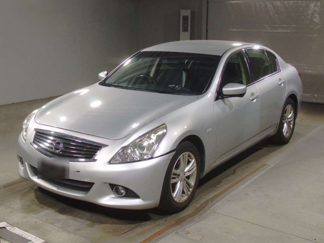 NISSAN SKYLINE 2013